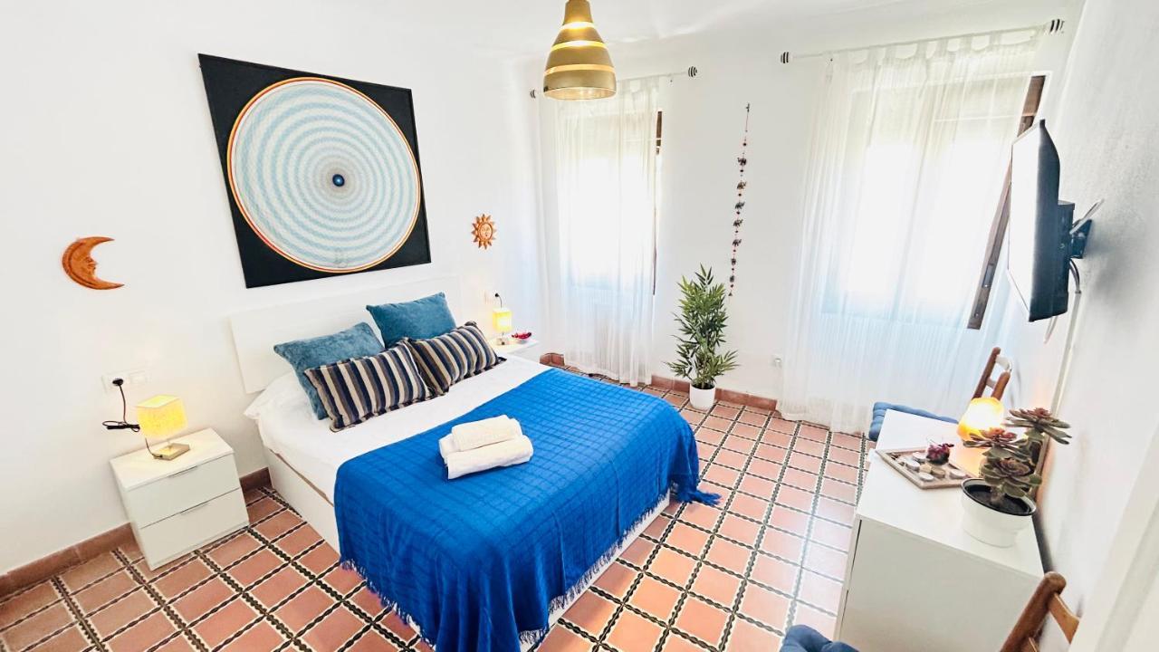 Cozy Town House With Terrace And Free Wifi Villa รอนดา ภายนอก รูปภาพ